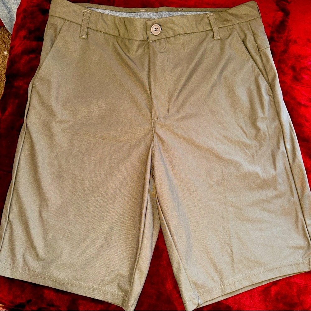 Urban Frontier Mens 32 Khaki Golf Shorts
